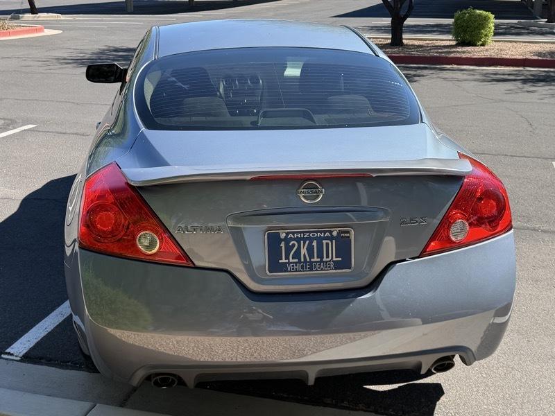 Nissan Altima 2.5 S Coupe 2012