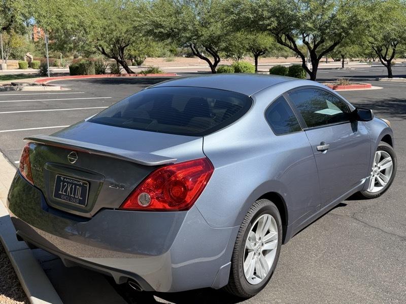 Nissan Altima 2.5 S Coupe 2012