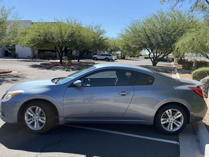 Nissan Altima 2.5 S Coupe 2012