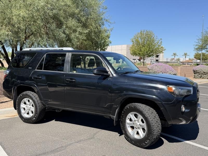 Toyota 4Runner SR5 4WD 2018
