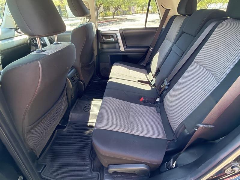 Toyota 4Runner SR5 4WD 2018