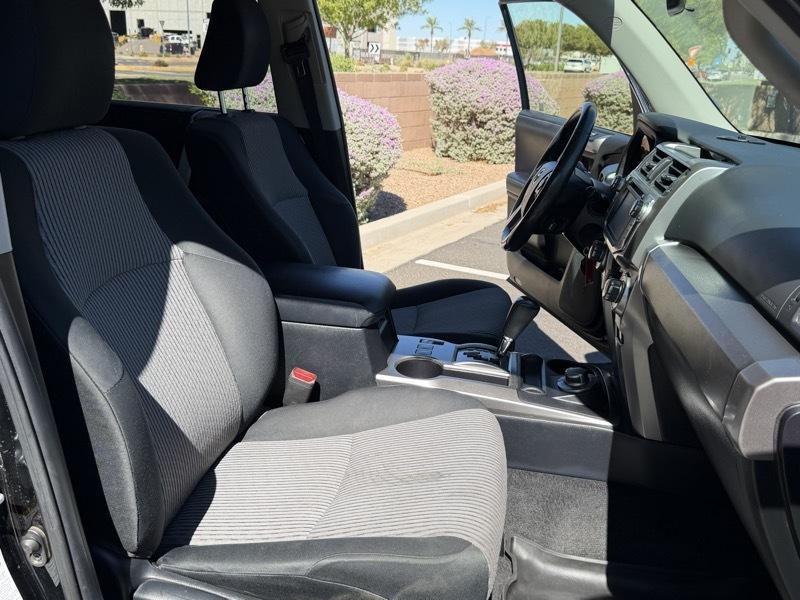 Toyota 4Runner SR5 4WD 2018