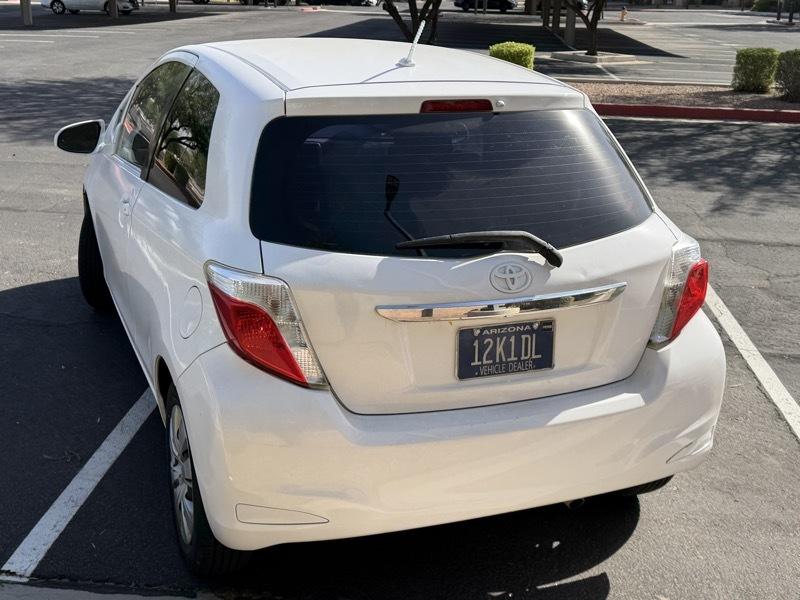 Toyota Yaris LE Hatchback 2014