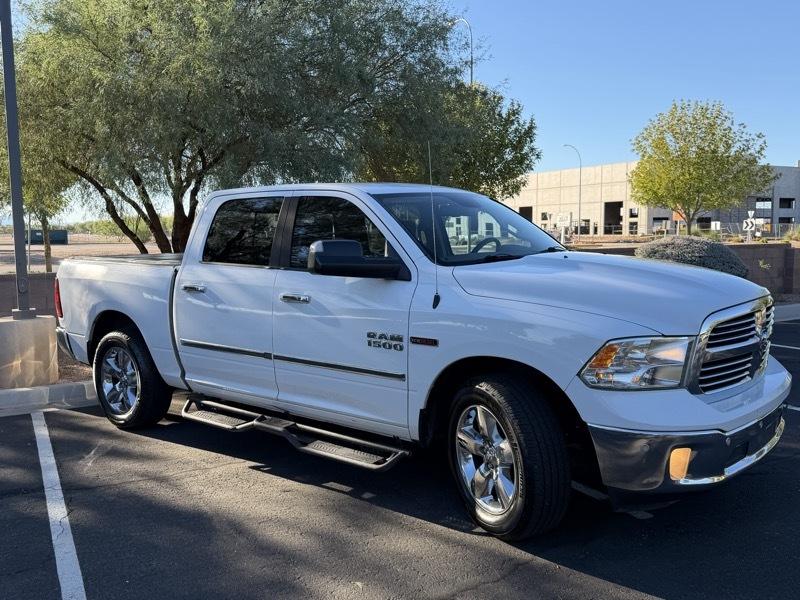 RAM 1500 Big Horn Crew Cab 2WD SWB 2017