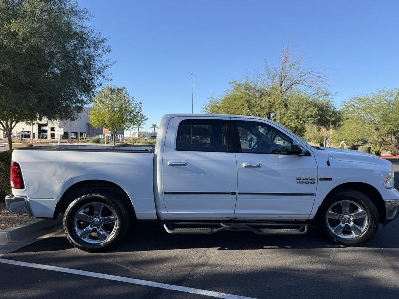 RAM 1500 Big Horn Crew Cab 2WD SWB 2017