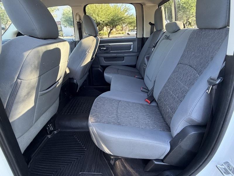 RAM 1500 Big Horn Crew Cab 2WD SWB 2017