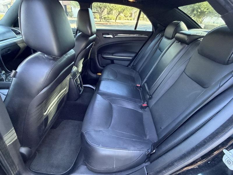Chrysler 300 C RWD 2012