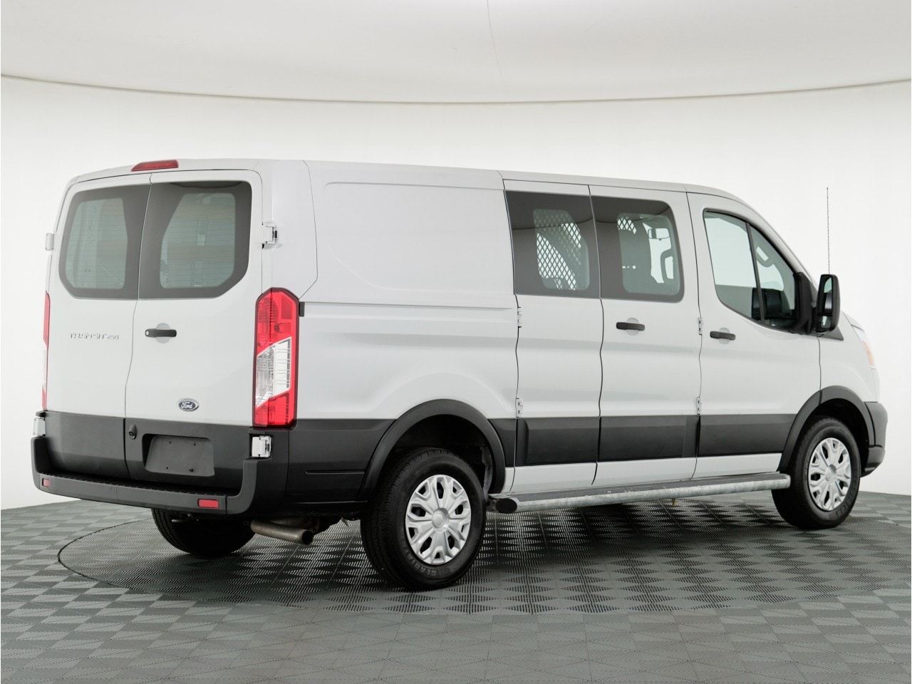 Ford Transit Cargo Van T-250 130" Low Rf 9070 GVWR RWD 2021
