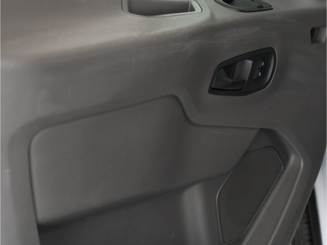 Ford Transit Cargo Van T-250 130" Low Rf 9070 GVWR RWD 2021