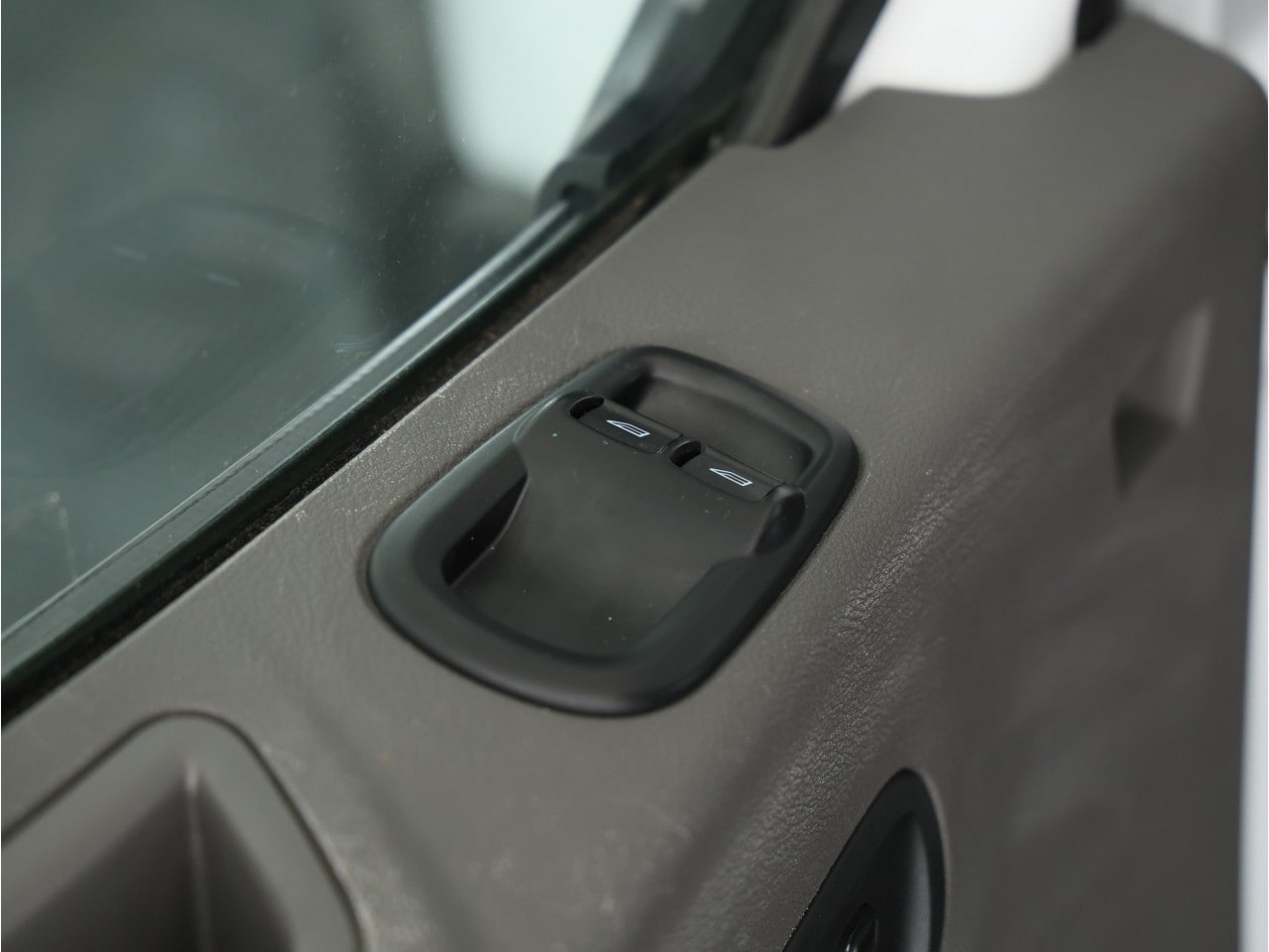 Ford Transit Cargo Van T-250 130" Low Rf 9070 GVWR RWD 2021