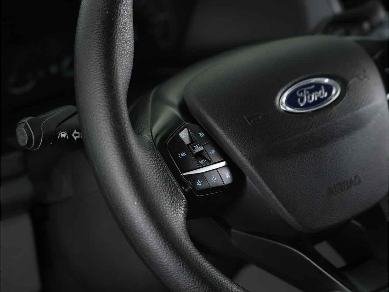 Ford Transit Cargo Van T-250 130" Low Rf 9070 GVWR RWD 2021