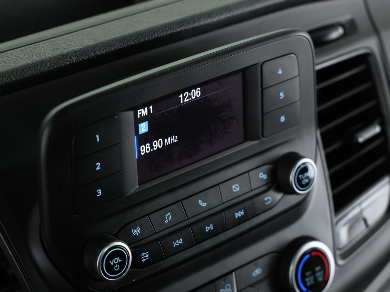 Ford Transit Cargo Van T-250 130" Low Rf 9070 GVWR RWD 2021