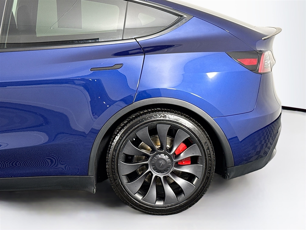 Tesla Model Y Performance AWD 2023