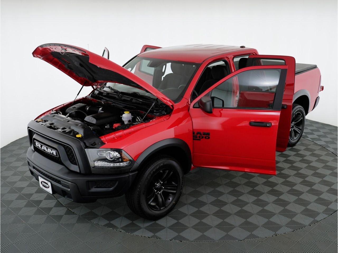 RAM 1500 Classic Warlock 4x4 Quad Cab 6'4" Box 2021