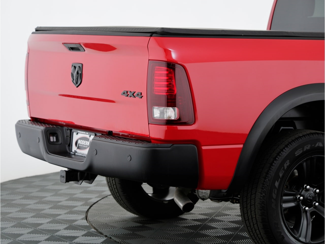 RAM 1500 Classic Warlock 4x4 Quad Cab 6'4" Box 2021