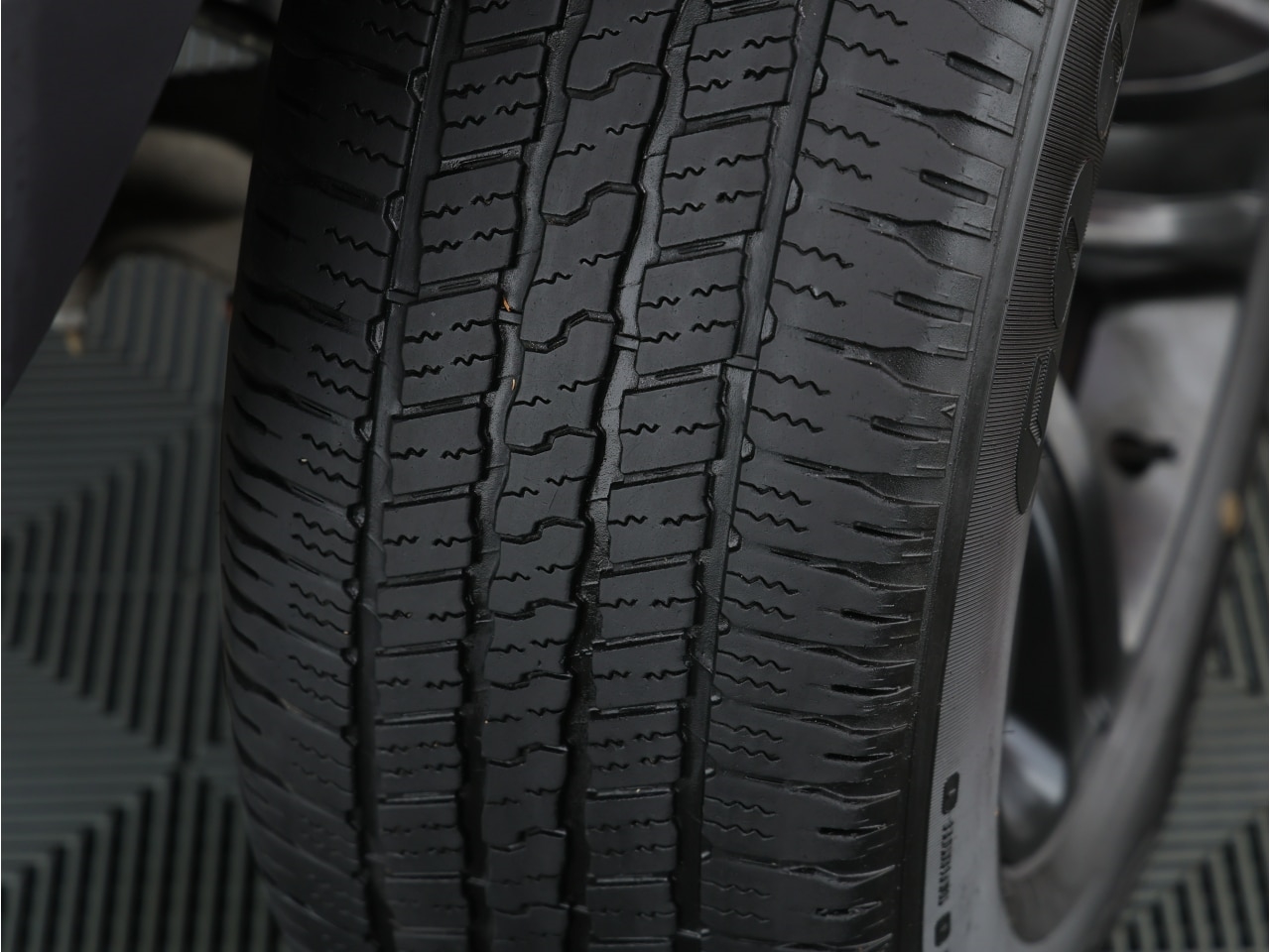 RAM 1500 Classic Warlock 4x4 Quad Cab 6'4" Box 2021