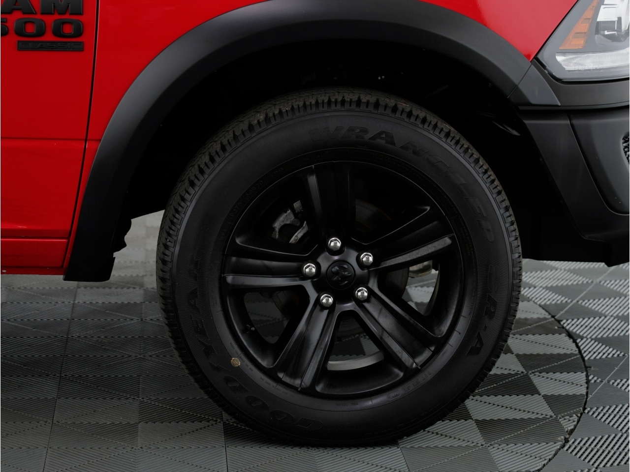 RAM 1500 Classic Warlock 4x4 Quad Cab 6'4" Box 2021