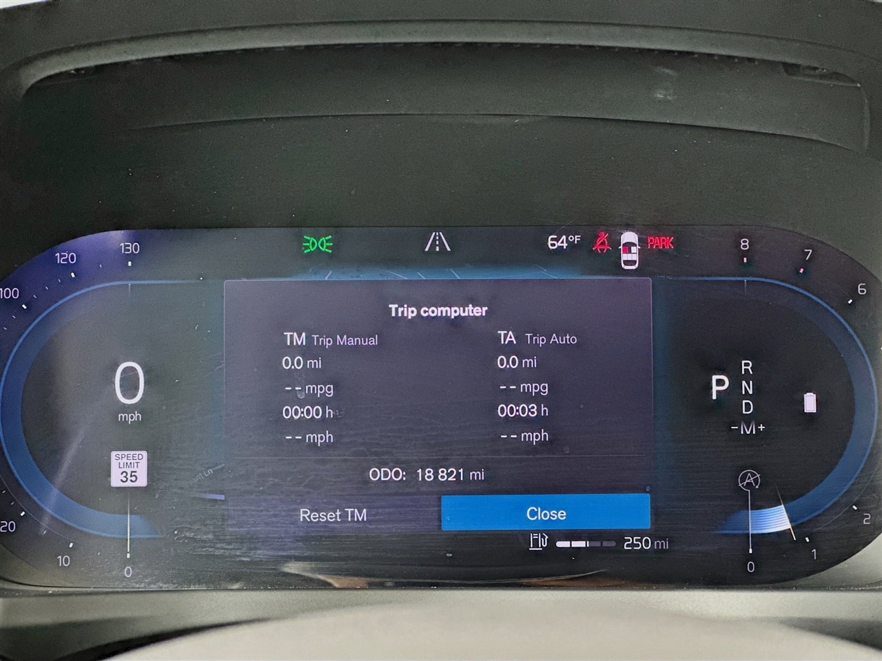 Volvo S60 B5 AWD Plus Dark Theme 2024