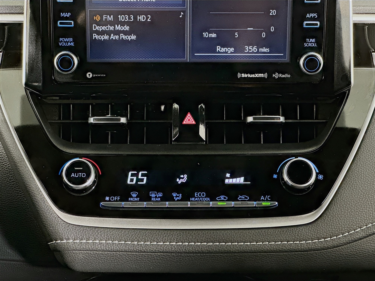 Toyota Corolla Hatchback Nightshade CVT (Natl) 2020