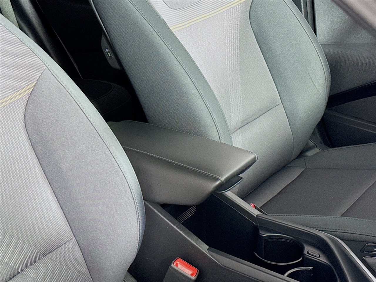 Kia Niro LX FWD 2023