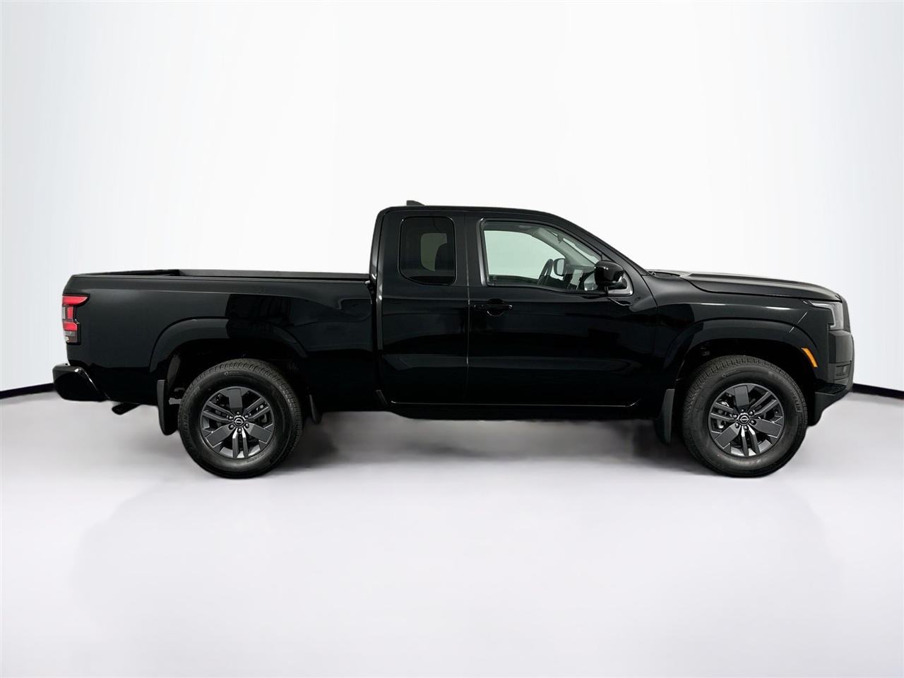 Nissan Frontier King Cab 4x4 SV 2025