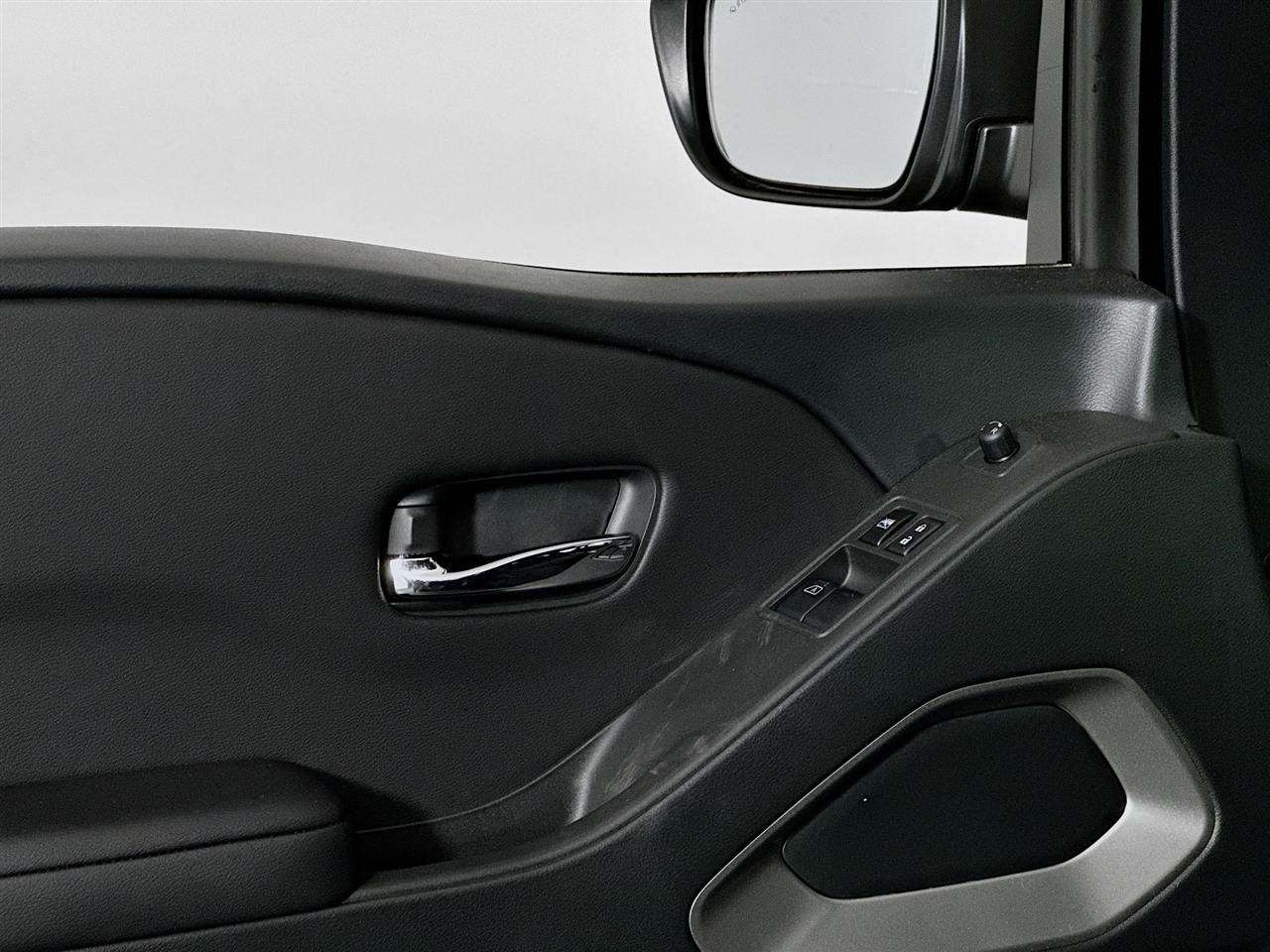 Nissan Frontier King Cab 4x4 SV 2025