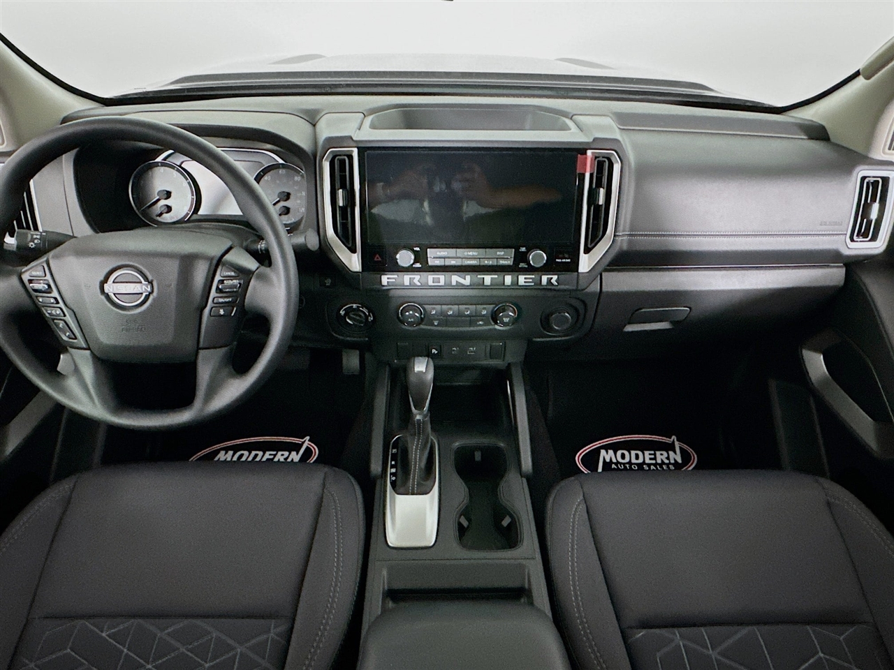 Nissan Frontier King Cab 4x4 SV 2025