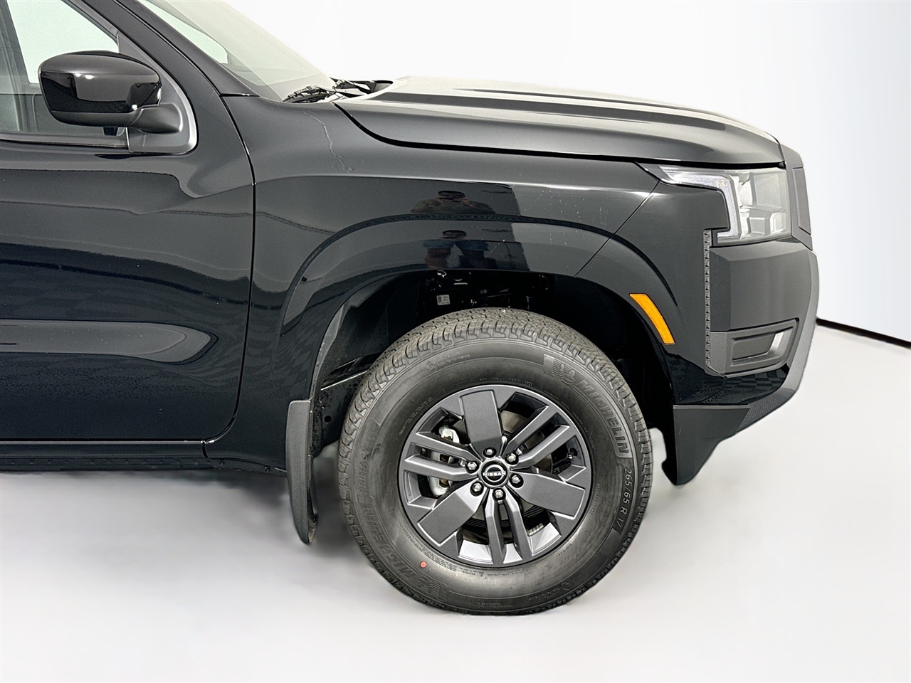 Nissan Frontier King Cab 4x4 SV 2025