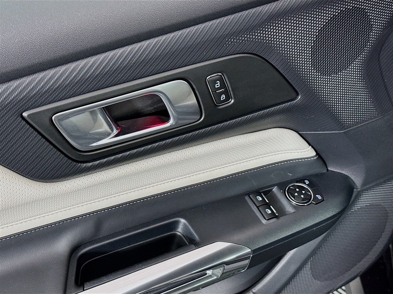 Ford Mustang GT Fastback 2024