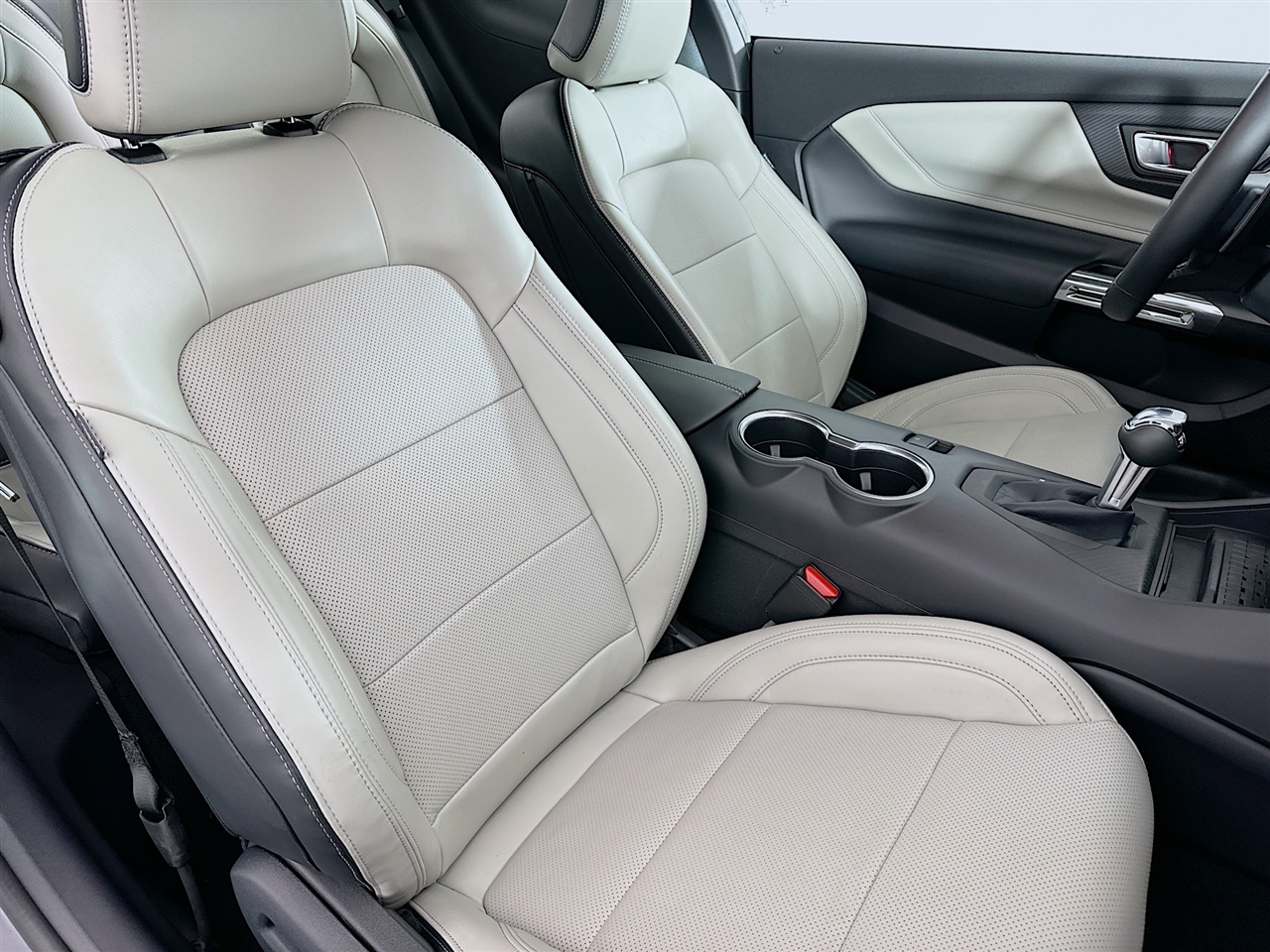 Ford Mustang GT Fastback 2024