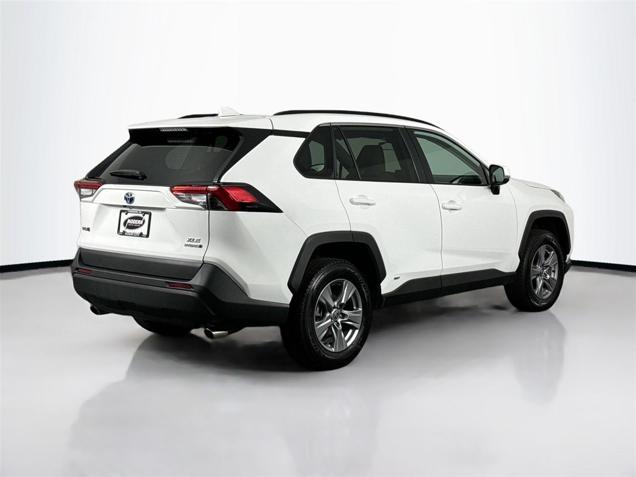 Toyota RAV4 Hybrid XLE AWD (Natl) 2022