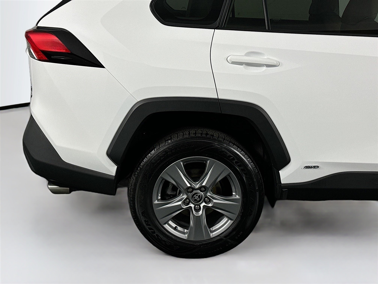 Toyota RAV4 Hybrid XLE AWD (Natl) 2022