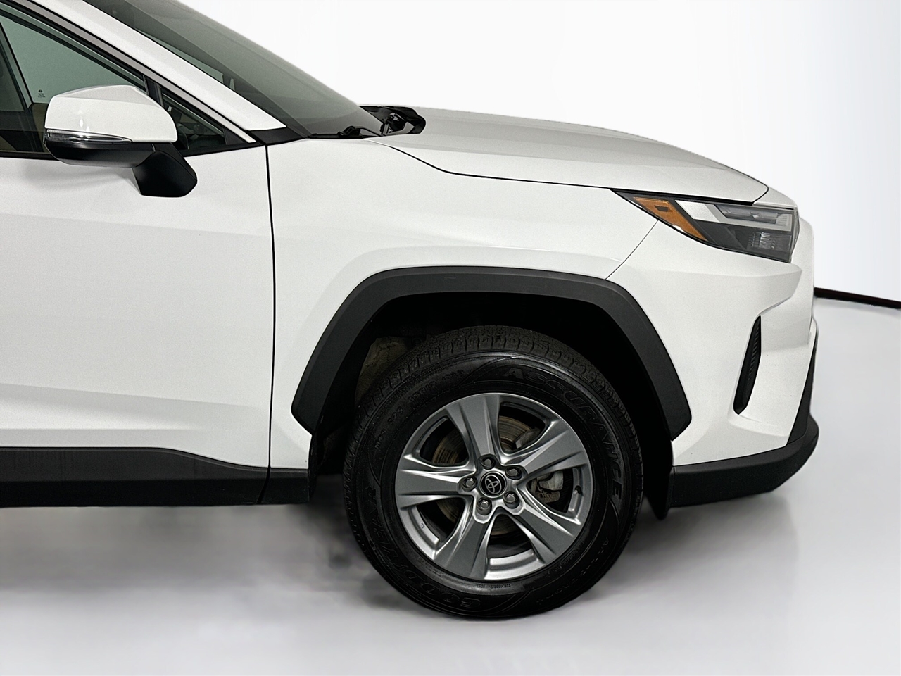 Toyota RAV4 Hybrid XLE AWD (Natl) 2022