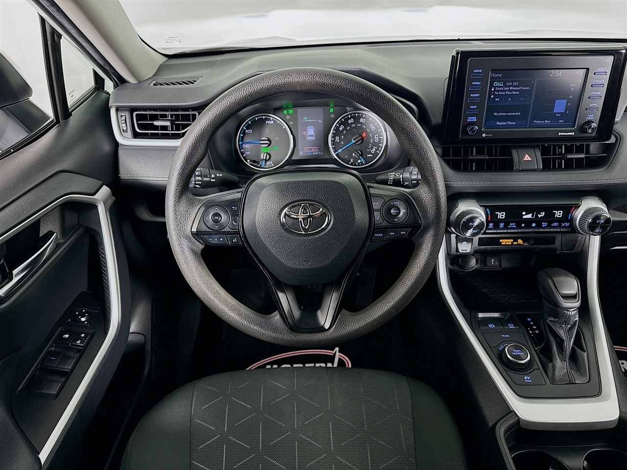 Toyota RAV4 Hybrid XLE AWD (Natl) 2021