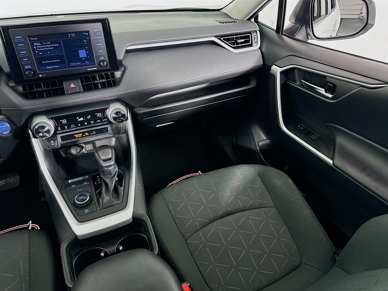 Toyota RAV4 Hybrid XLE AWD (Natl) 2021