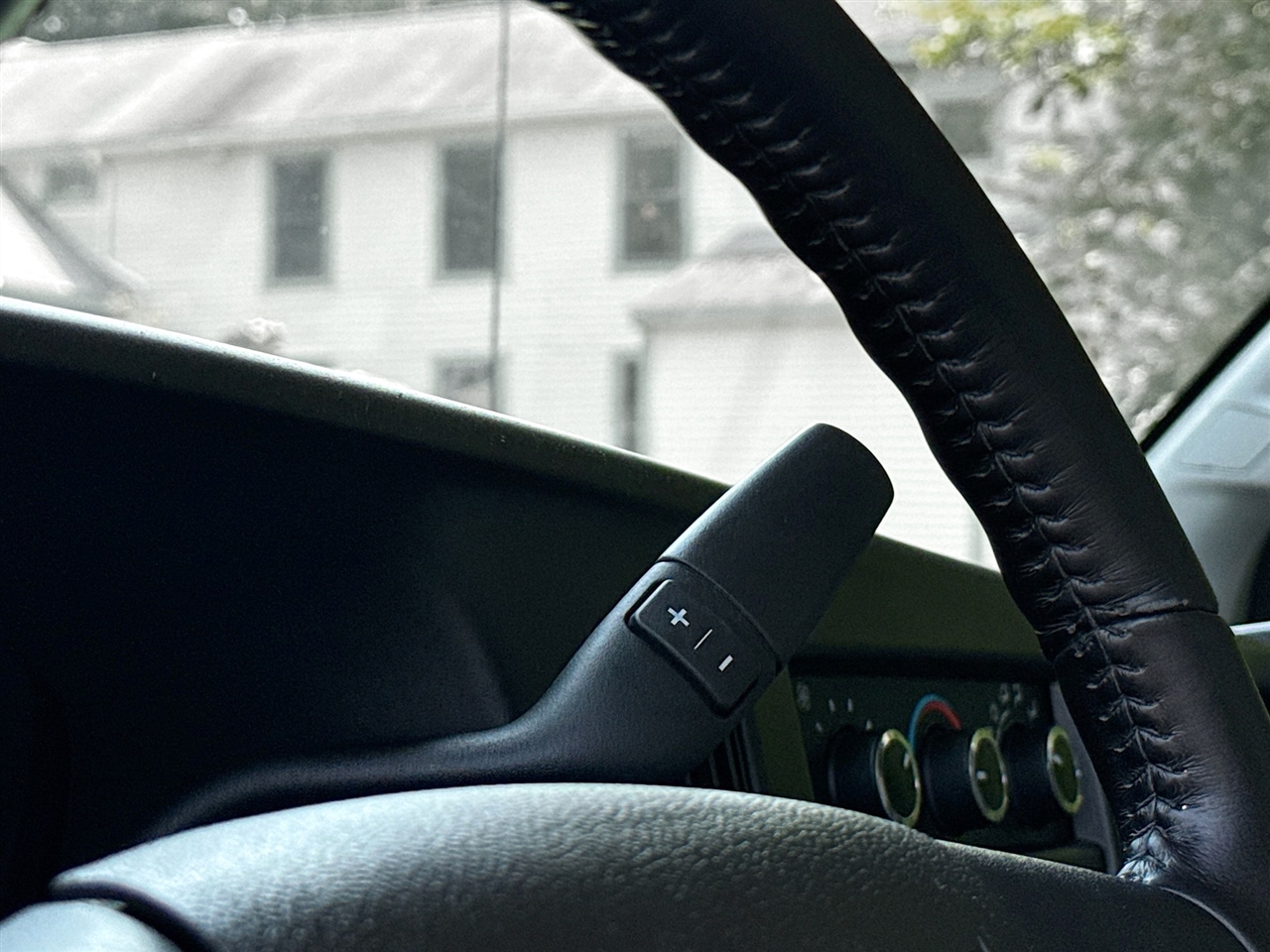 GMC Savana Commercial Cutaway 3500 Van 139" 2022