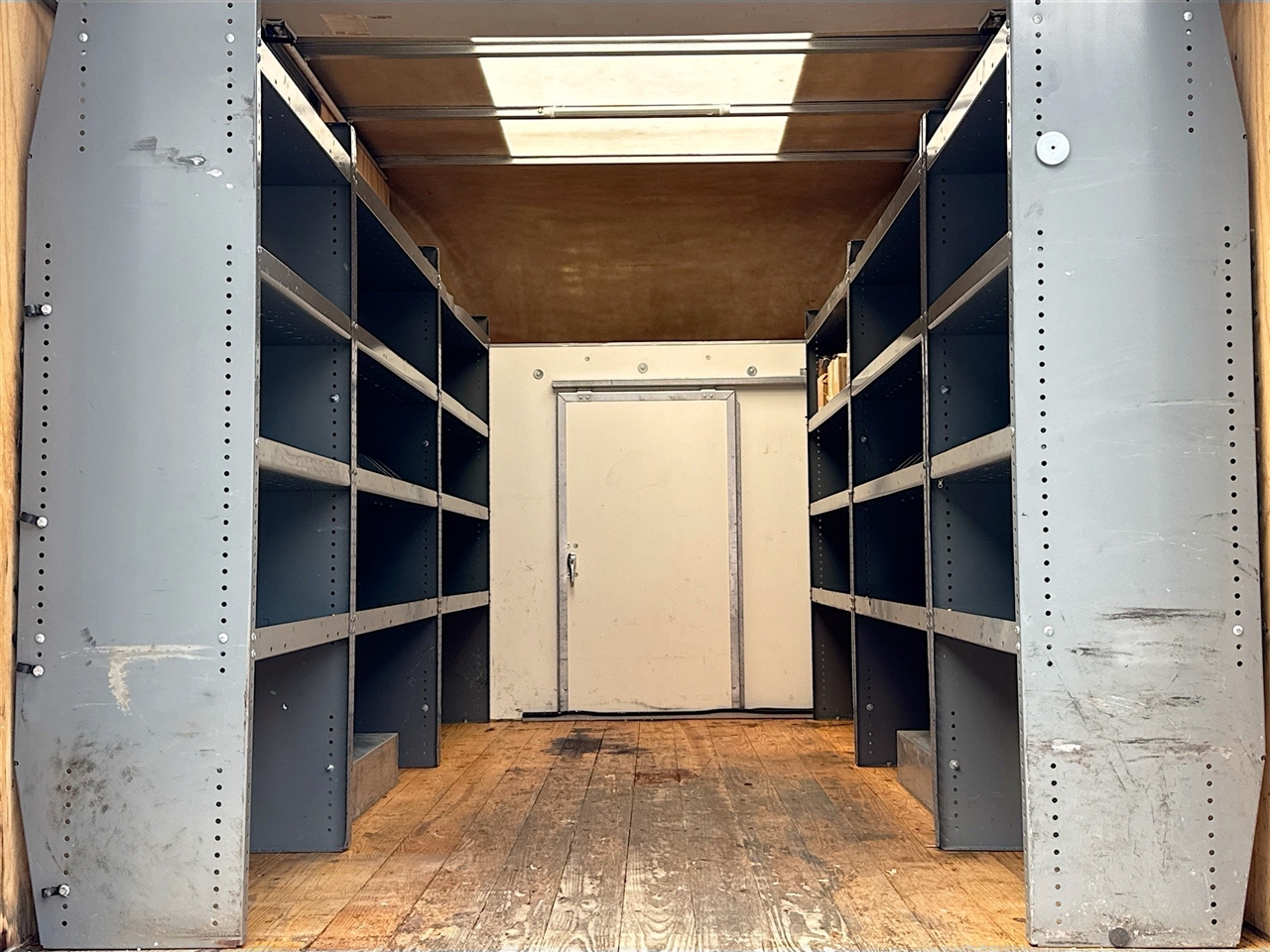 GMC Savana Commercial Cutaway 3500 Van 139" 2022