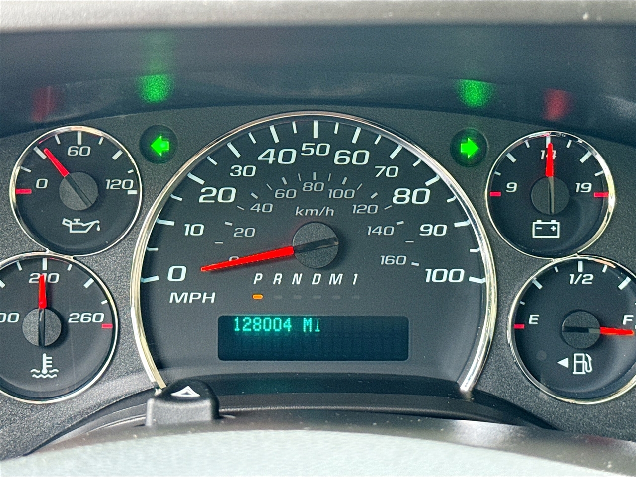 GMC Savana Commercial Cutaway 3500 Van 139" 2022