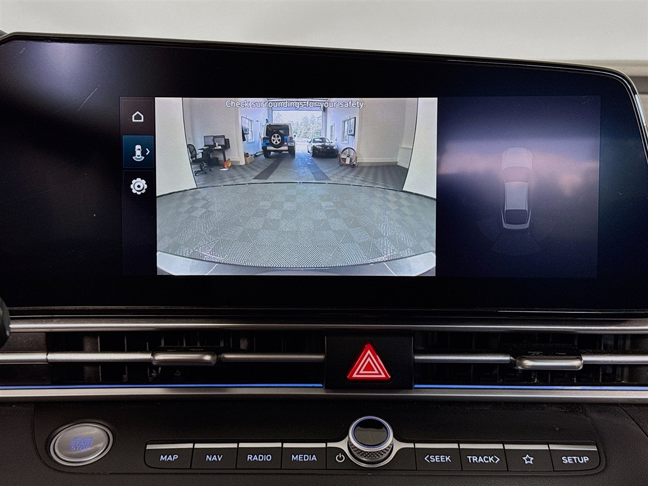 Hyundai Elantra Limited IVT 2023