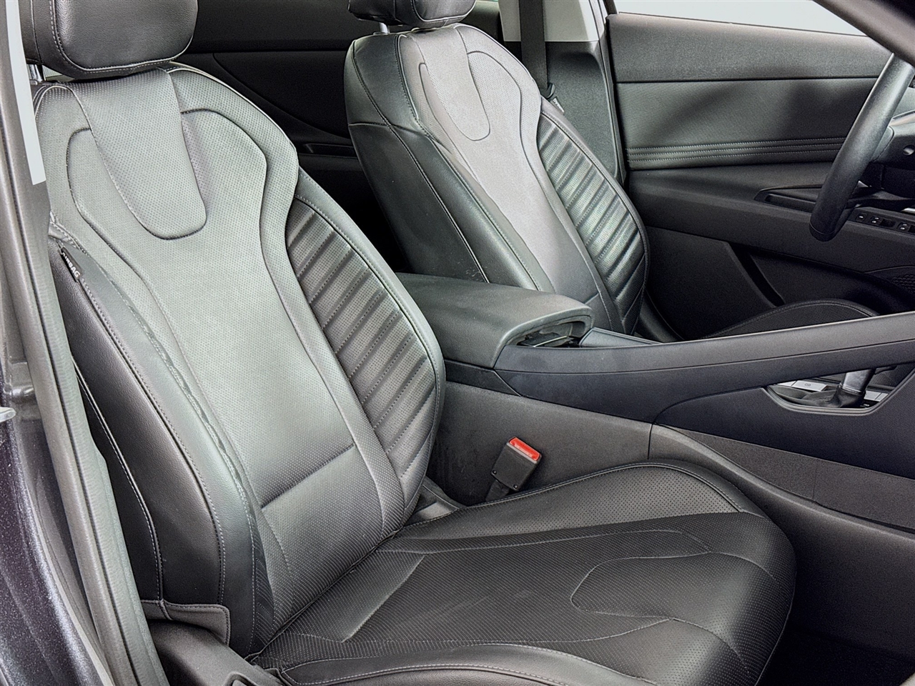 Hyundai Elantra Limited IVT 2023