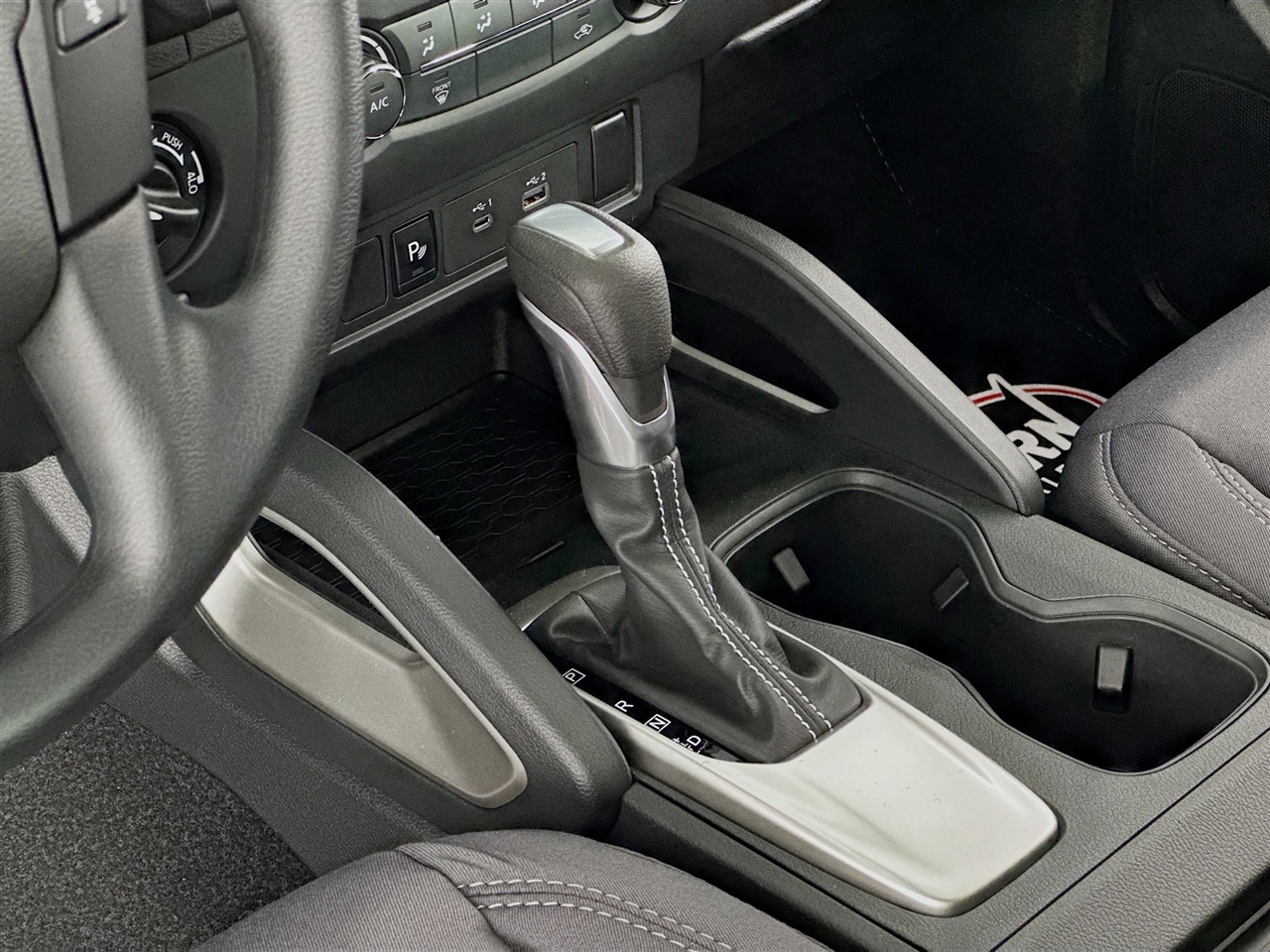 Nissan Frontier King Cab 4x4 SV 2025