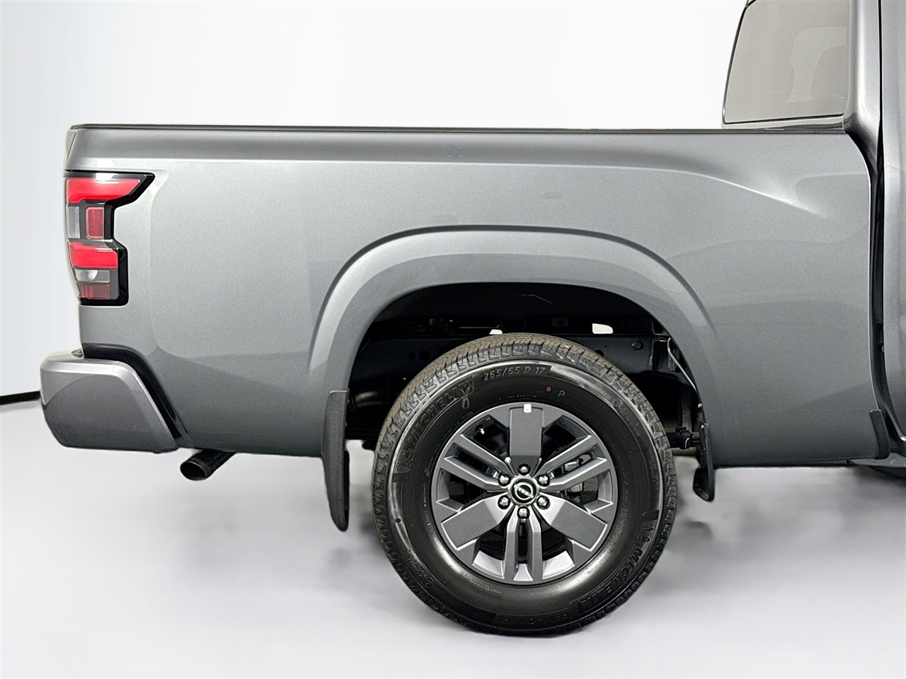 Nissan Frontier King Cab 4x4 SV 2025