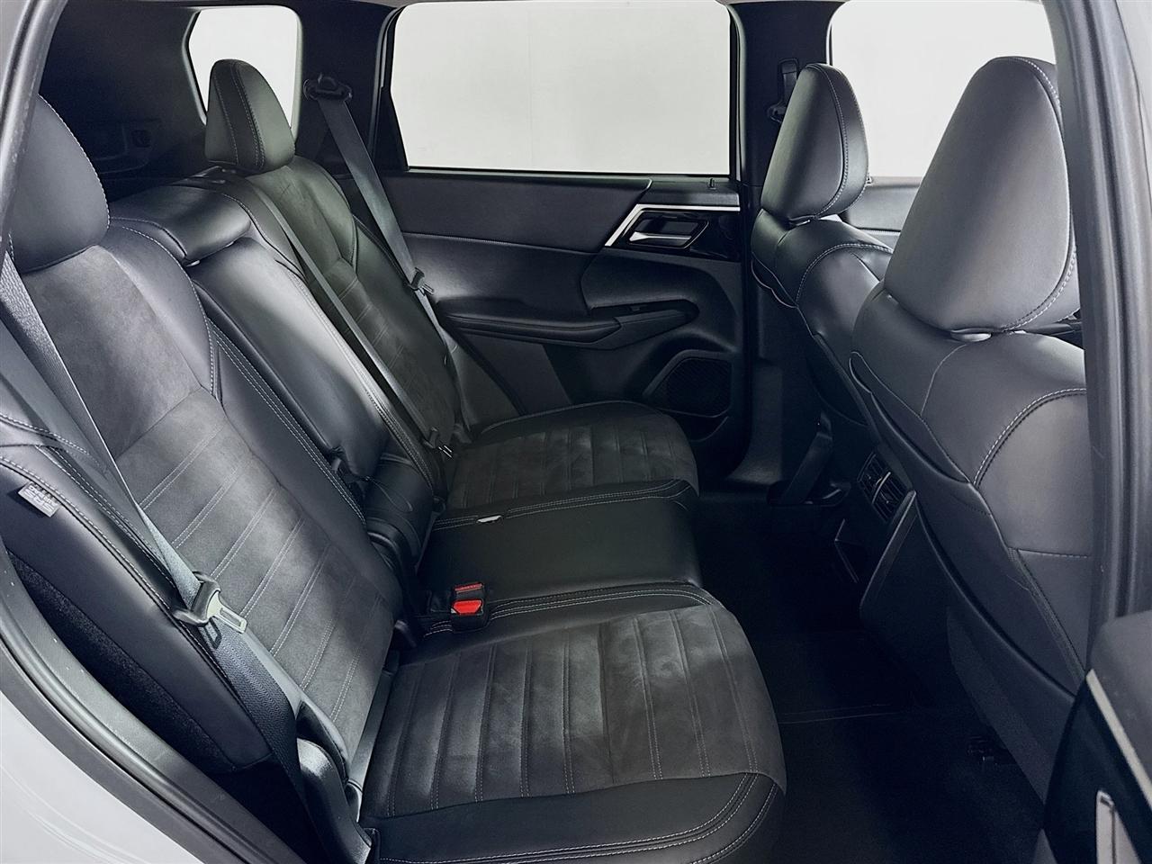 Mitsubishi Outlander PHEV Ralliart S-AWC 2023
