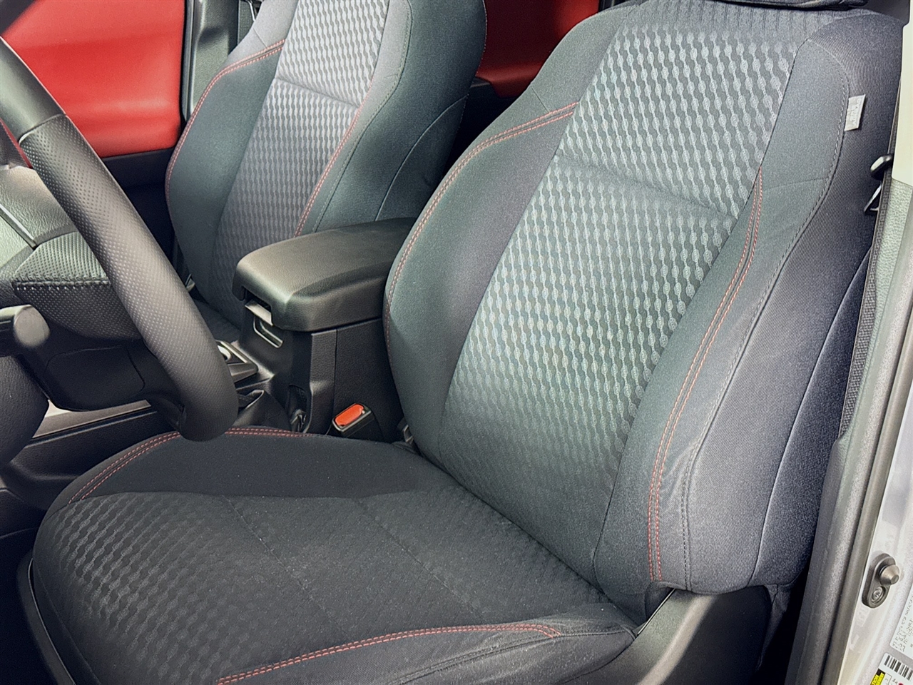 Toyota Tacoma 4WD TRD Off Road Double Cab 5' Bed V6 MT (Natl) 2021