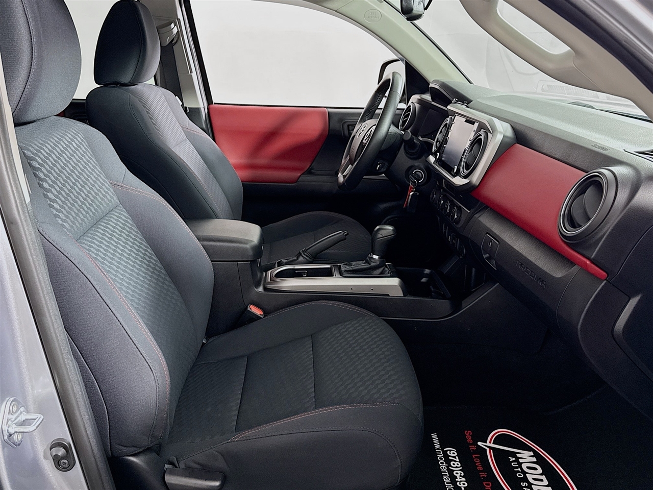 Toyota Tacoma 4WD TRD Off Road Double Cab 5' Bed V6 MT (Natl) 2021