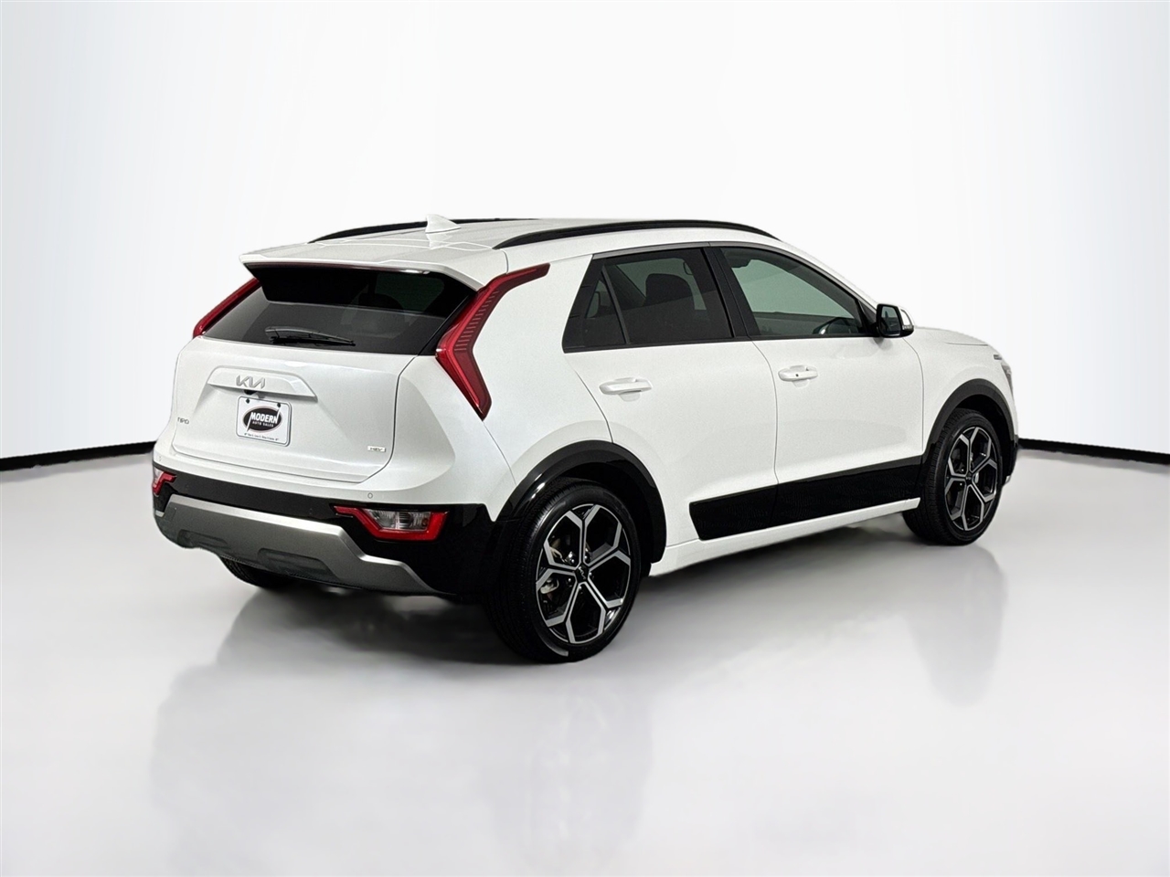 Kia Niro EX Touring FWD 2023