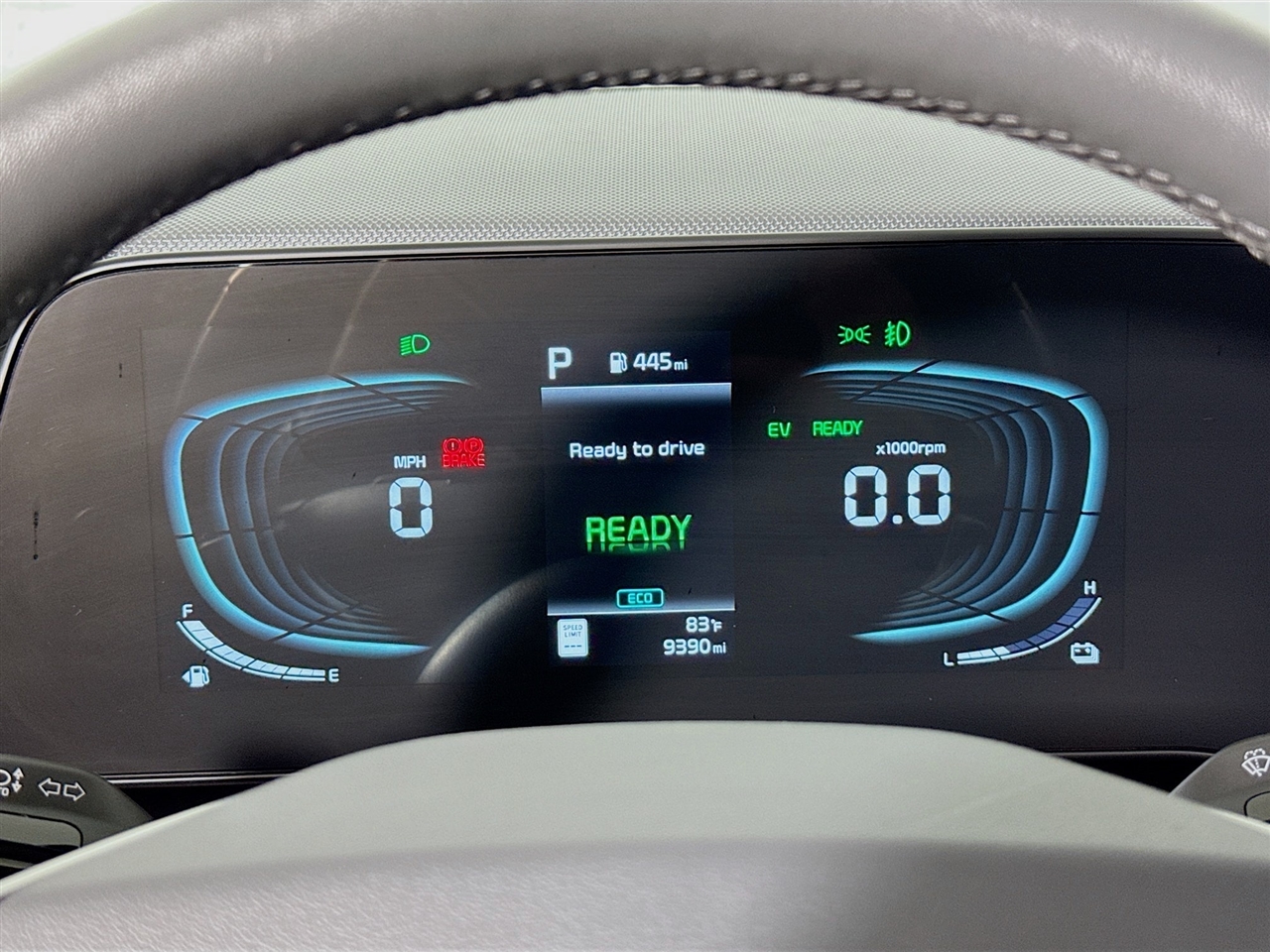 Kia Niro EX Touring FWD 2023