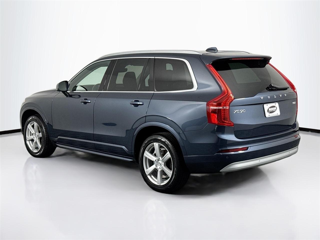 Volvo XC90 T5 AWD Momentum 7P 2022
