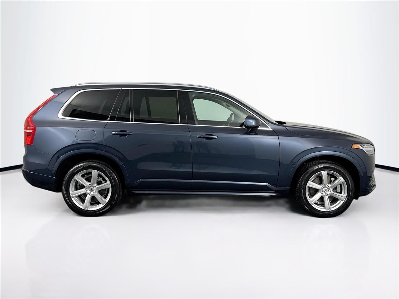 Volvo XC90 T5 AWD Momentum 7P 2022