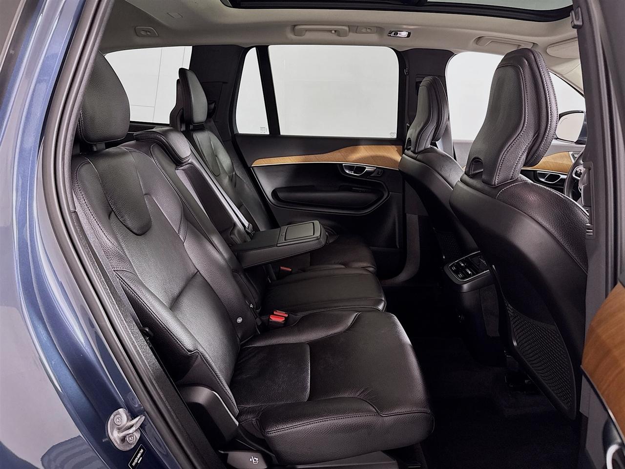 Volvo XC90 T5 AWD Momentum 7P 2022